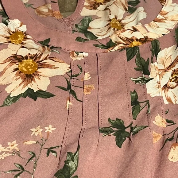 Torrid Georgette Tank Top Size 2X - Picture 3 of 4